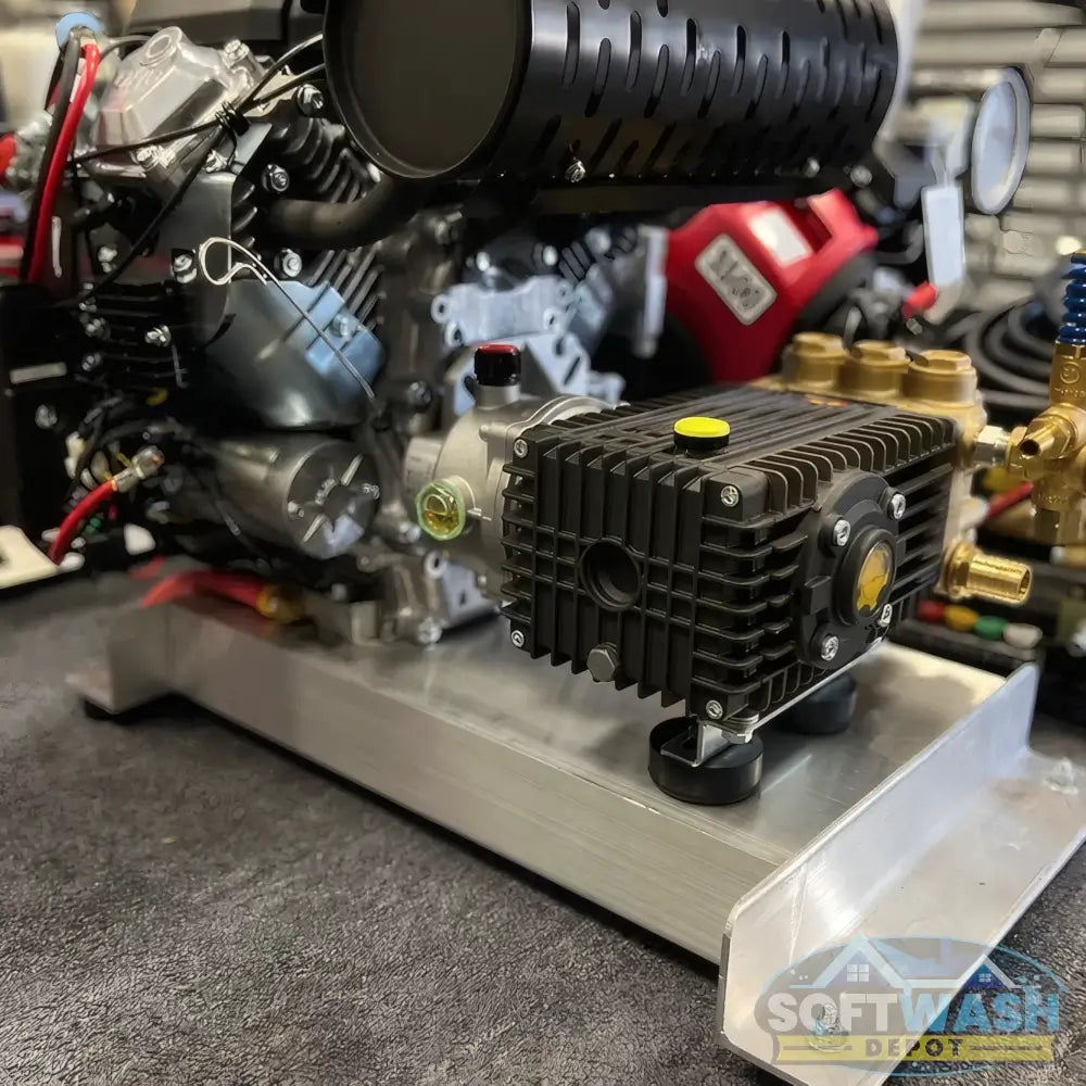 10GPM at 3500psi Manatee Gear Drive with CRX 750cc MGD-1030CG & K7 Unloader