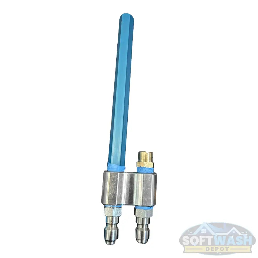 Davis Shooter dual nozzle holder with long-range shooter tip and soap nozzle, quick-connect pressure wash and soft wash spray combo for high reach and efficient chemical application. - Soft Wash Depot