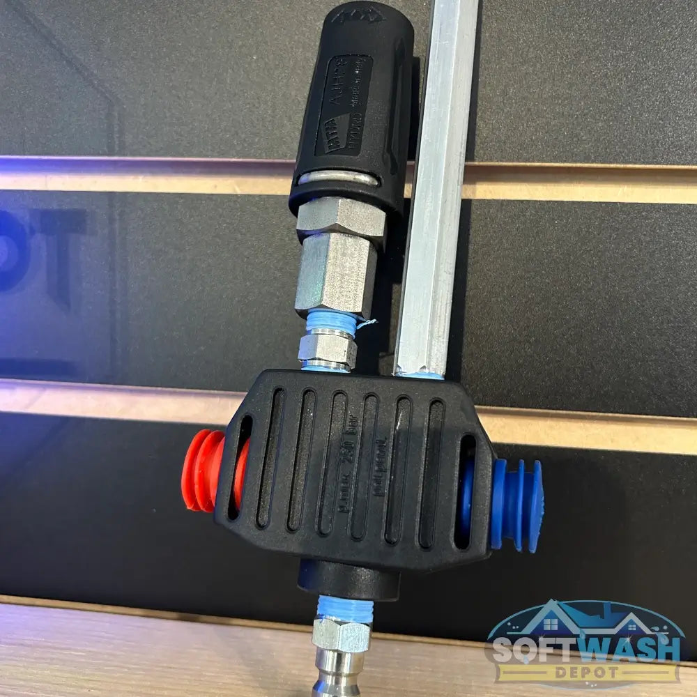 Mezzo 2-Way Valve with Stainless Steel SWD Twist and Davis Shooter Tip - dual-function soft wash and pressure washing valve with quick-connect fittings and ergonomic grip - includes precision stainless steel shooter tip for high reach rinsing - Soft Wash Depot product photo.