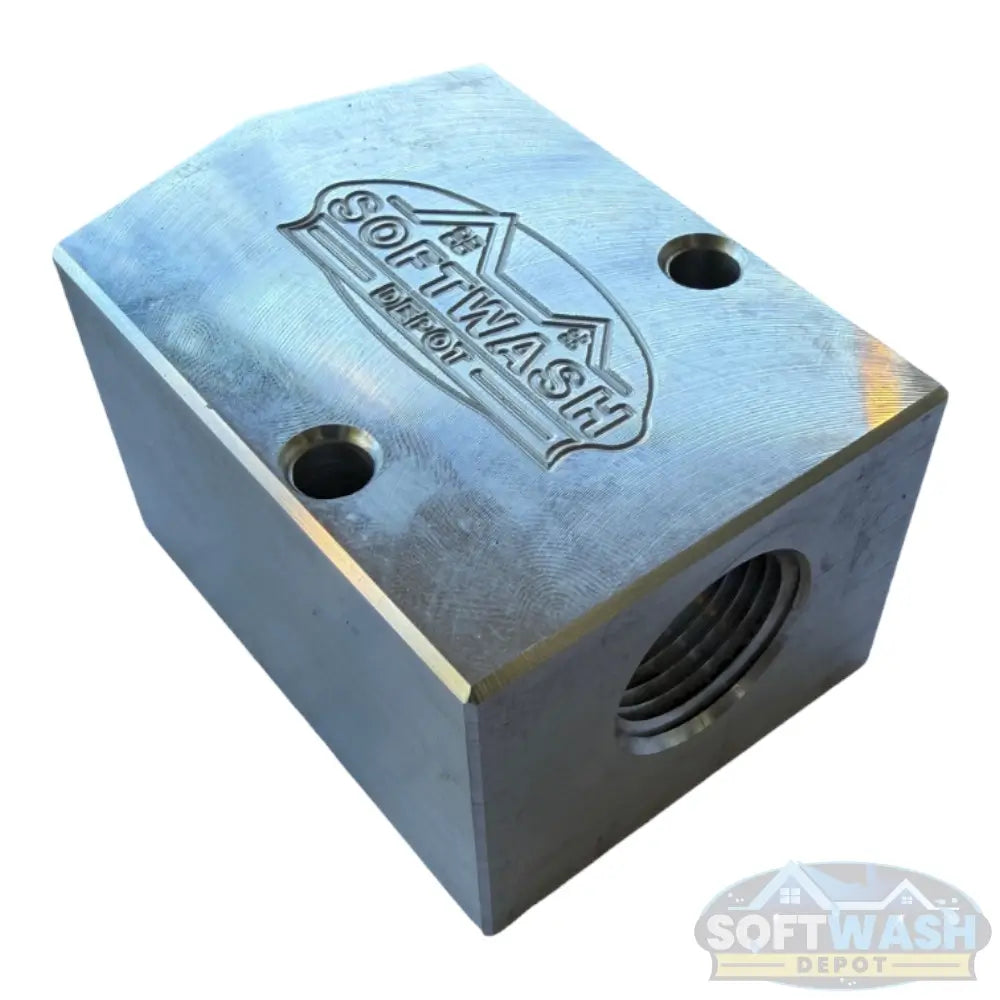 SWD Aluminum Twinning Block with dual 1/2-inch inlet ports and single outlet, designed to combine two pressure washers for increased water flow and high-efficiency cleaning. - Soft Wash Depot