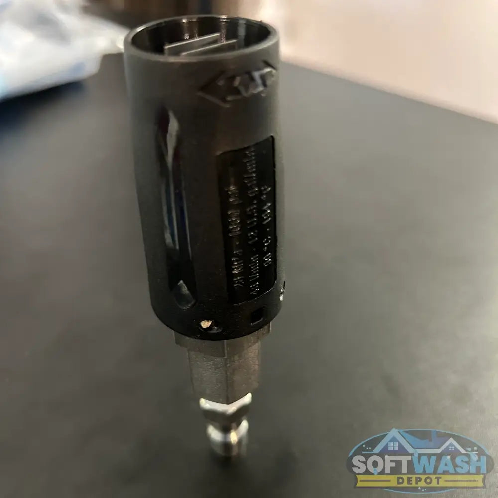 SWD Twist Stainless Steel Soft Wash Nozzle - high-performance adjustable spray nozzle for soft washing applications – available in 2–3 GPM, 3–7 GPM, and 7–12 GPM flow rates - durable stainless steel construction with quick-connect fitting - Soft Wash Depot product photo.