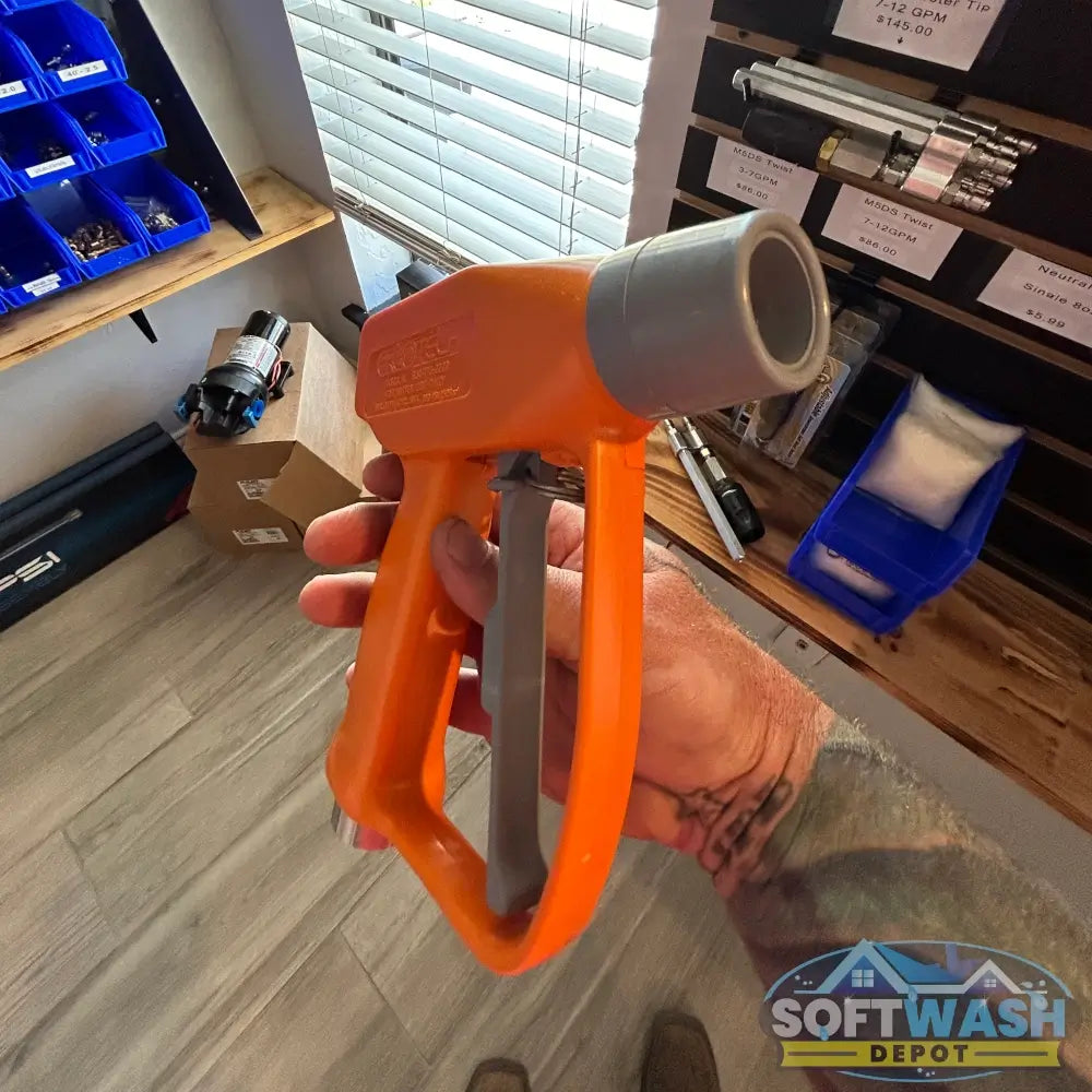 WaterBoss 750 Ergotech soft wash gun, lightweight ergonomic trigger spray gun designed for soft washing and chemical application - Soft Wash Depot.