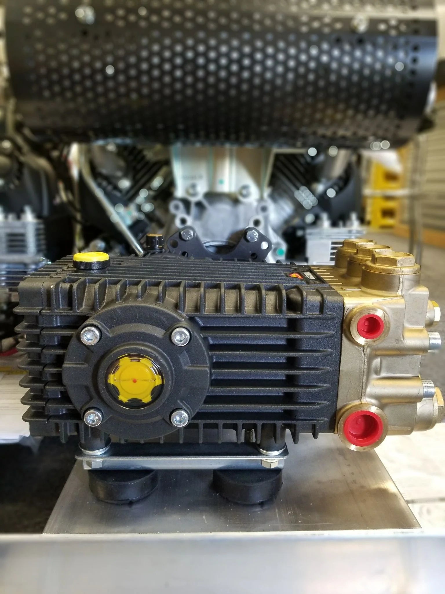 12 GPM at 2500 PSI Soft Wash Depot Gear Drive – Honda iGX800 With General Pump