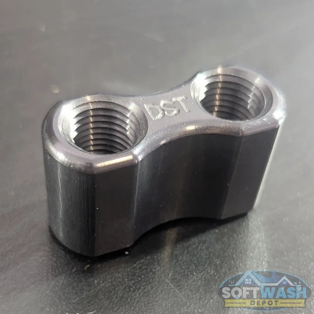 Davis Shooter anodized black 2-tip holder, dual-threaded aluminum fitting for soft wash and pressure washer nozzles. - Soft Wash Depot